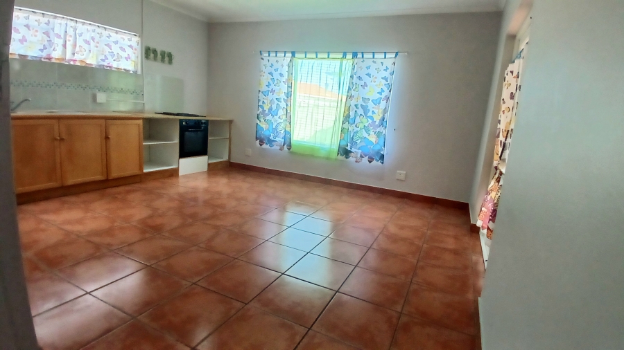 4 Bedroom Property for Sale in Sandbaai Western Cape